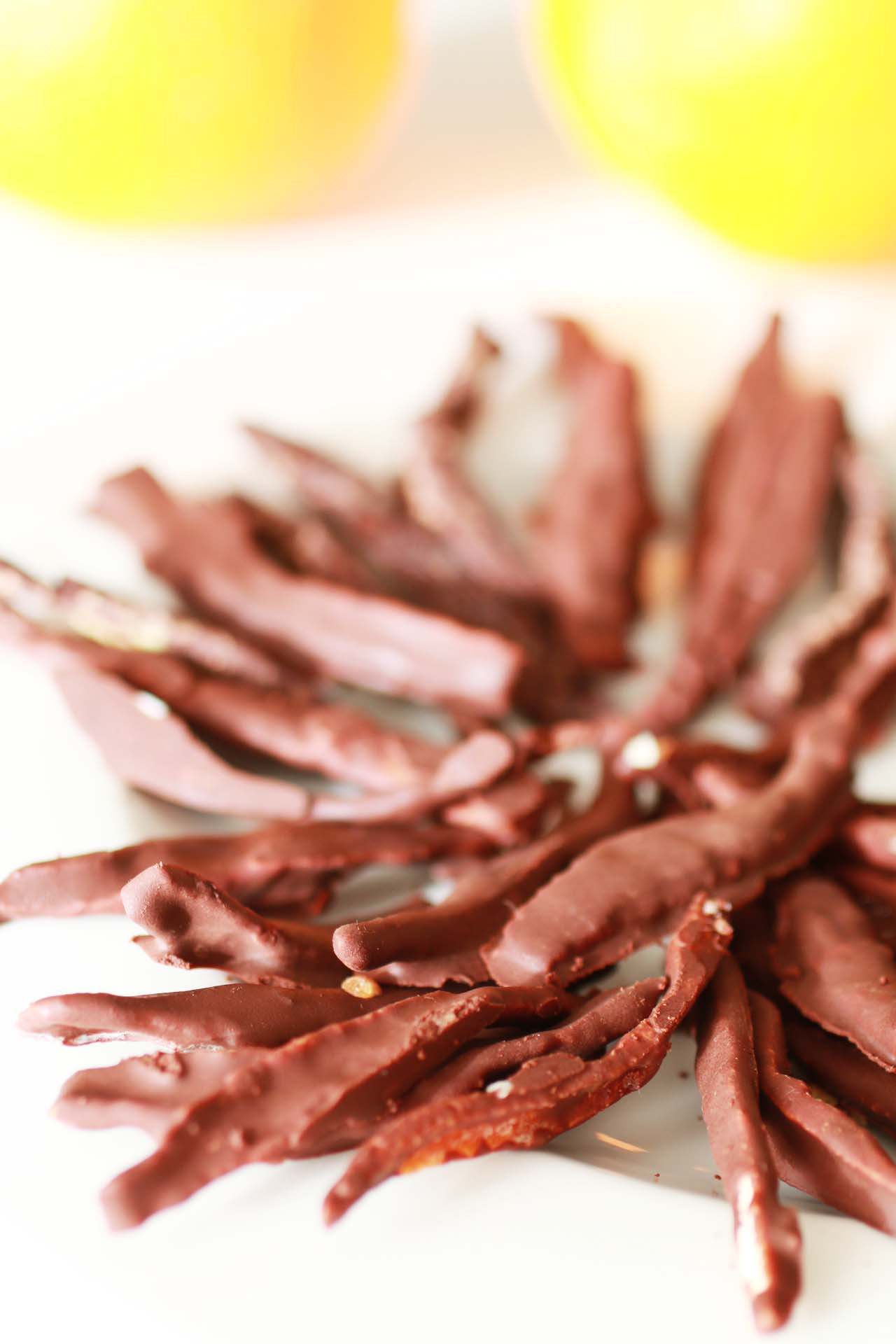 Scorzette d’Arancia Candite Senza Zucchero al Cioccolato