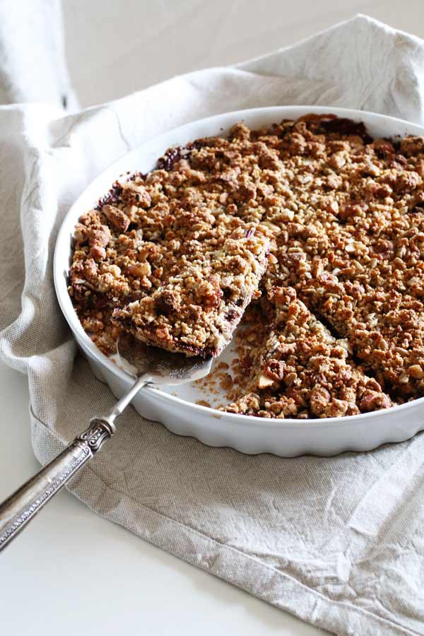 Crumble-senza-zucchero-con-marmellata-di-chia-dolce
