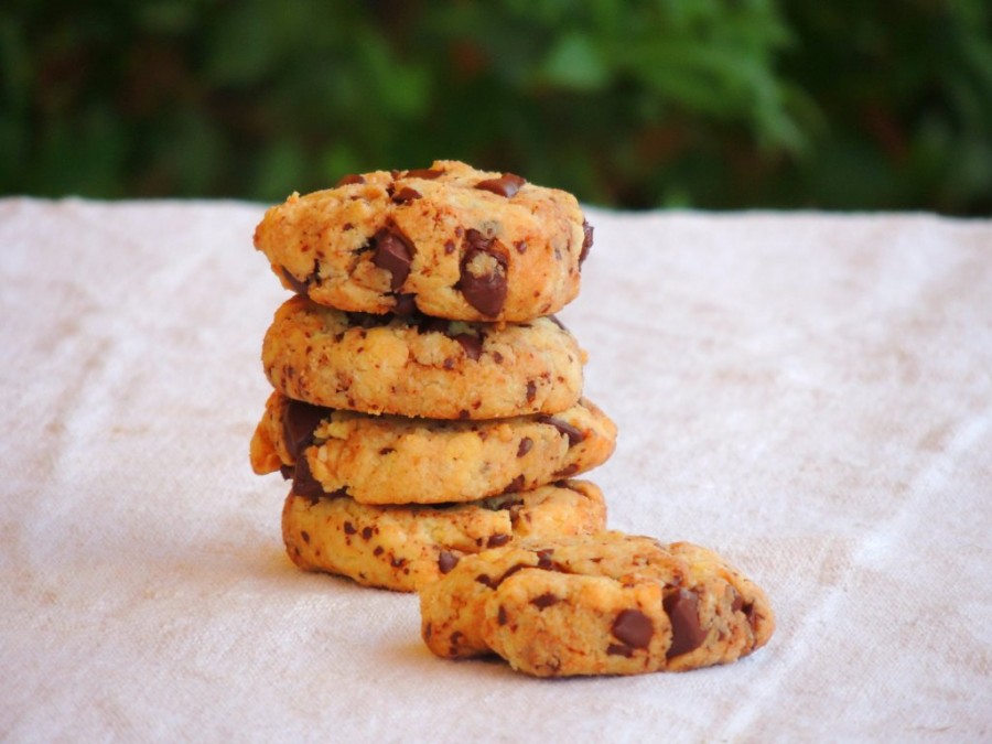 Biscotti con Farina di Mandorle e Gocce di Cioccolato senza glutine