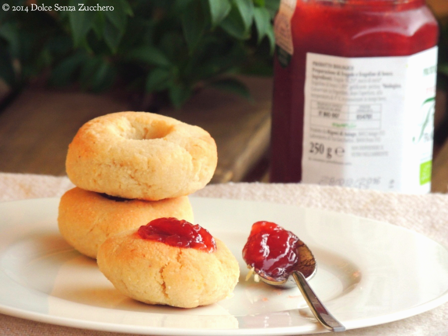 Biscotti Senza Zucchero sono stati realizzati con Farina di Mandorle e Stevia: una ricetta Naturale e Biologica con Indice Glicemico Basso
