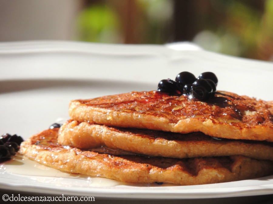 Crepes con Farina di Quinoa e Mirtilli senza Uova (1)